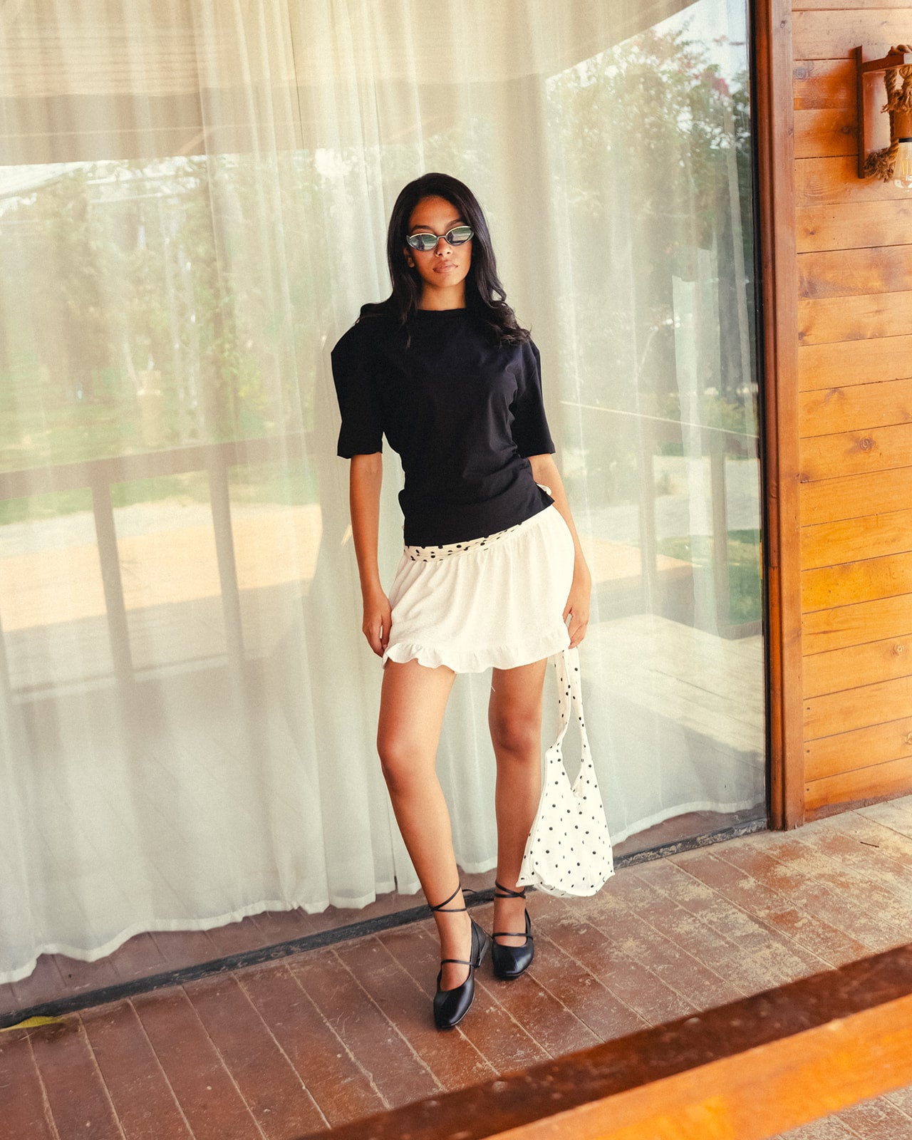 EVERYDAY TEE IN BLACK